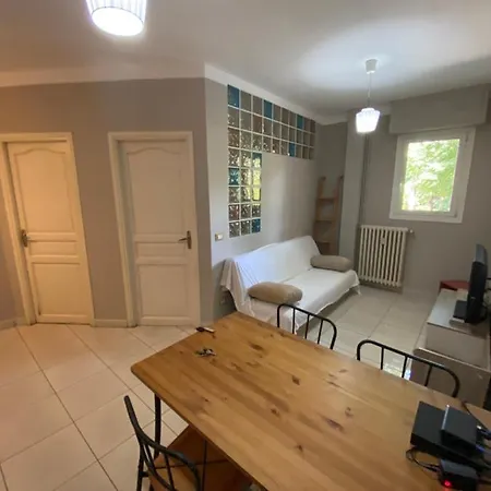 Apartman Loryhouse *